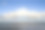 海洋海滩和云。热带海滩场景与蓬松的云悬挂在蓝绿色的清澈的水。摄影图片