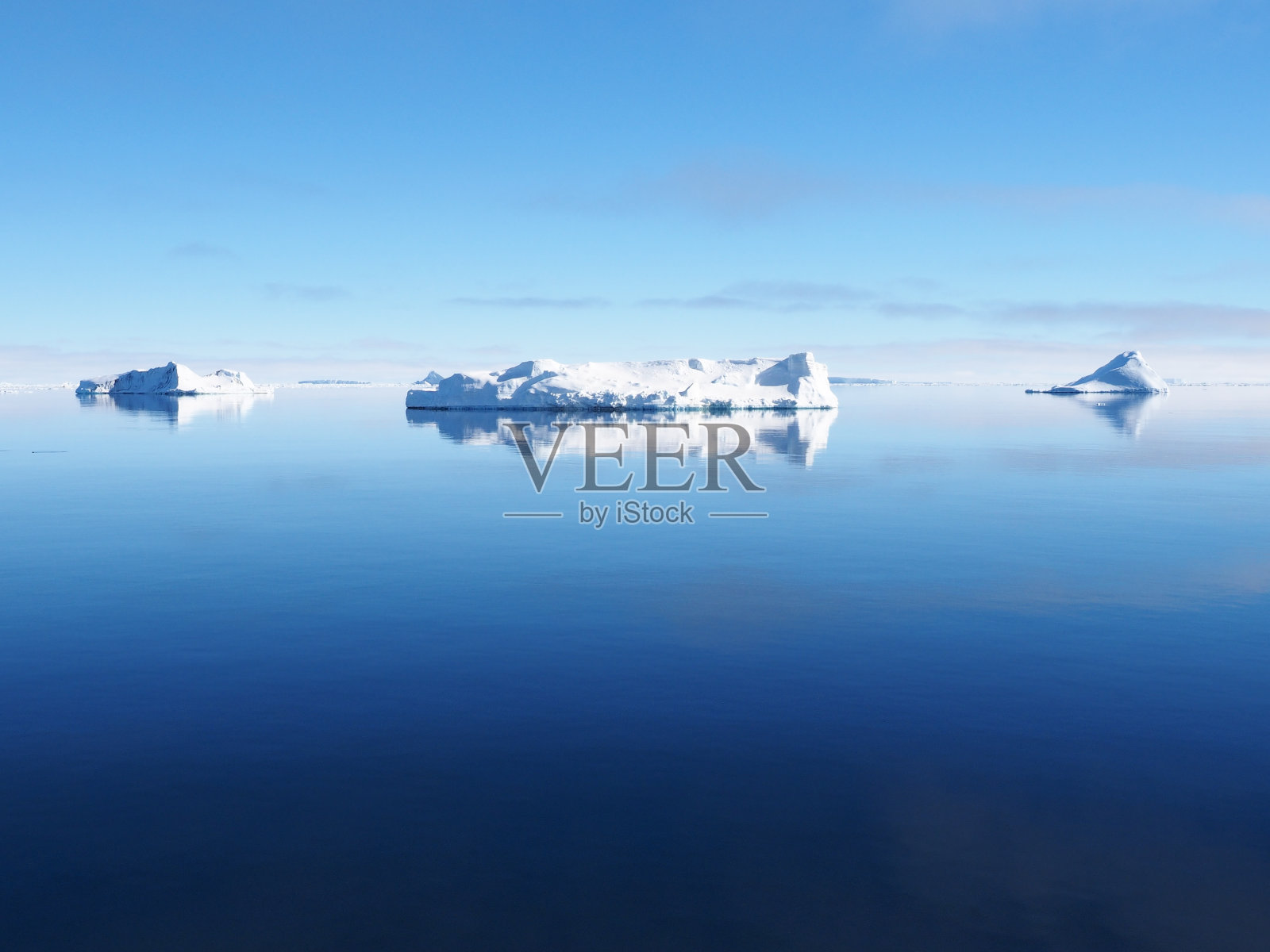 南极洲的冰山景观照片摄影图片