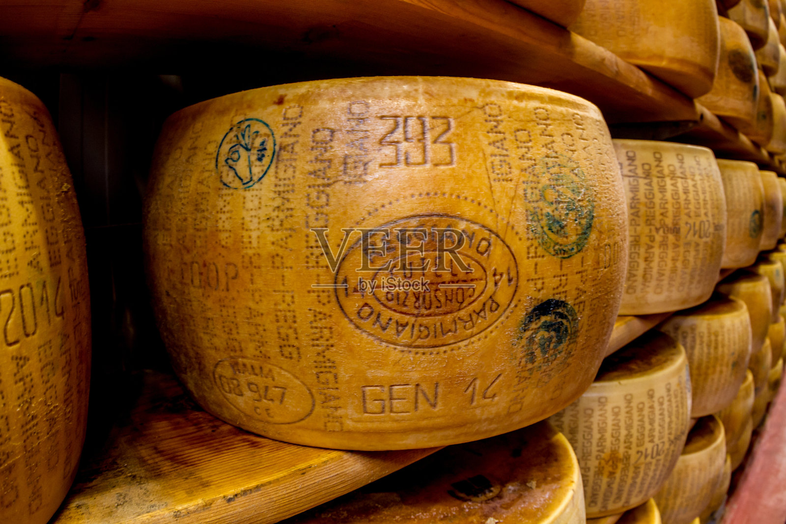 Parmagiano Reggiano 奶酪老化照片摄影图片