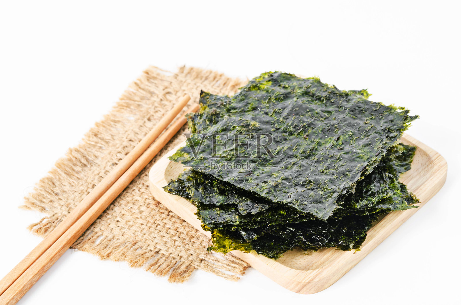 日本料理紫菜干海藻床单。照片摄影图片