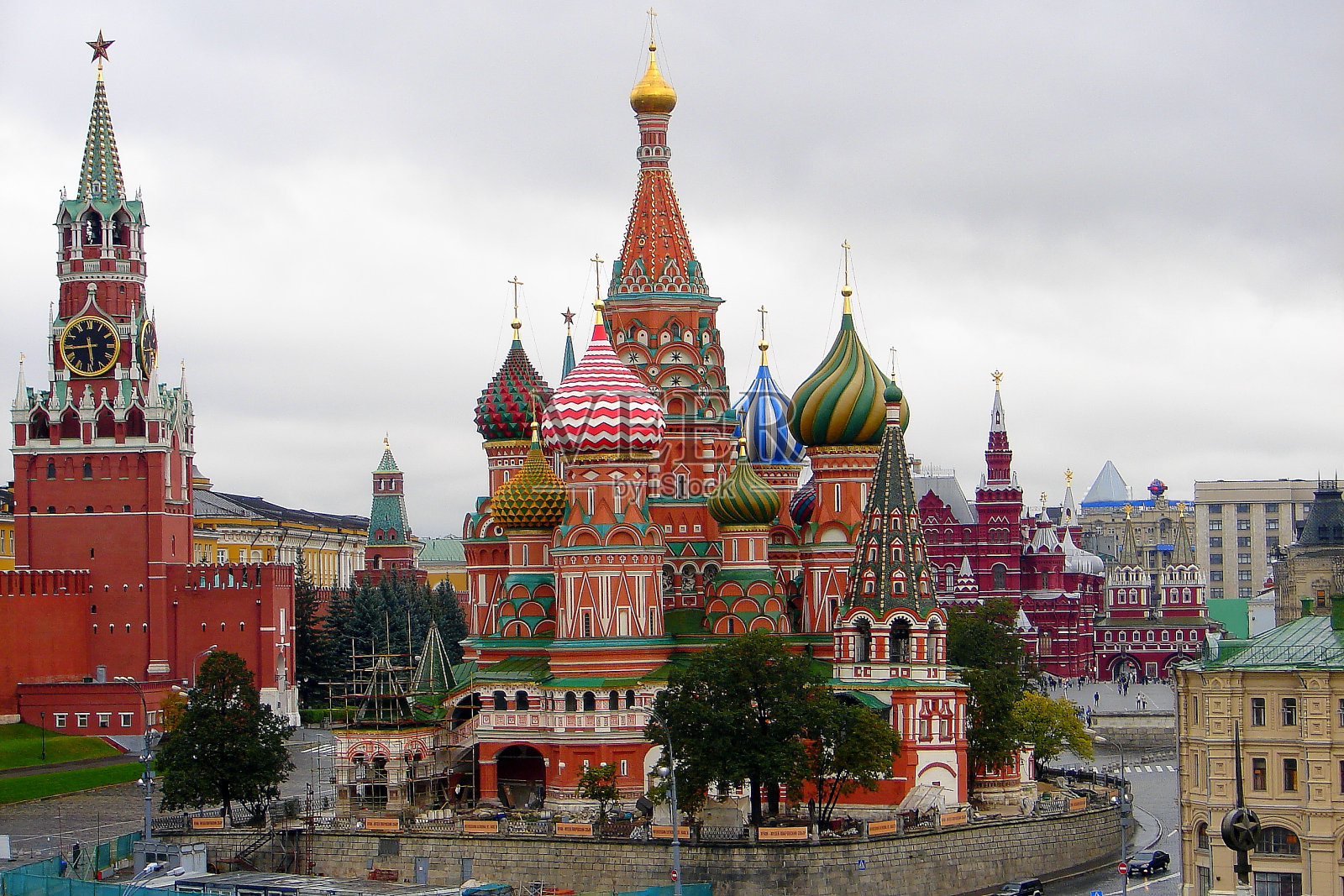 圣巴西尔大教堂，红场和克里姆林宫全景，莫斯科照片摄影图片