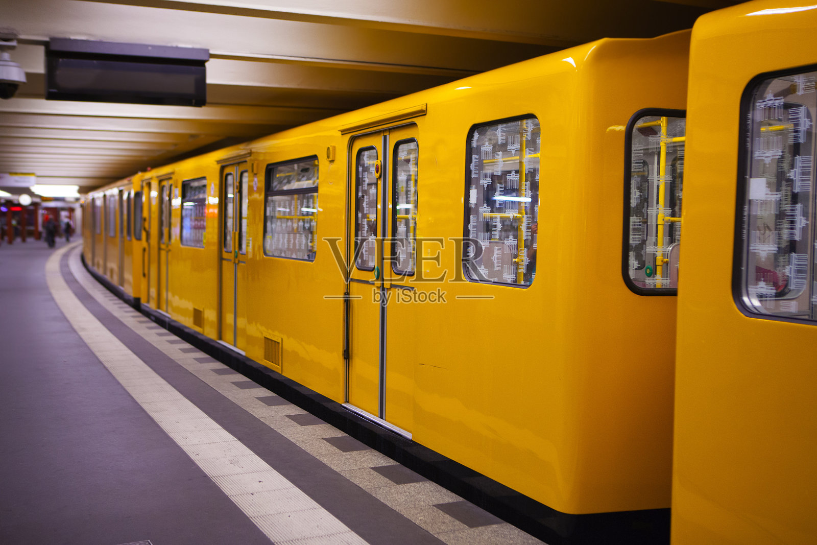 德国柏林地铁站。照片摄影图片