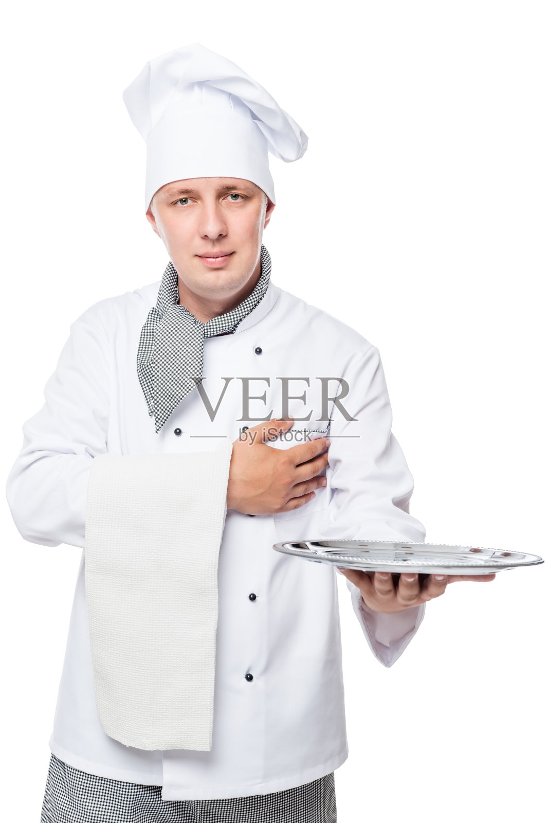 友善的厨师，手拿托盘，在白色背景上摆姿势照片摄影图片