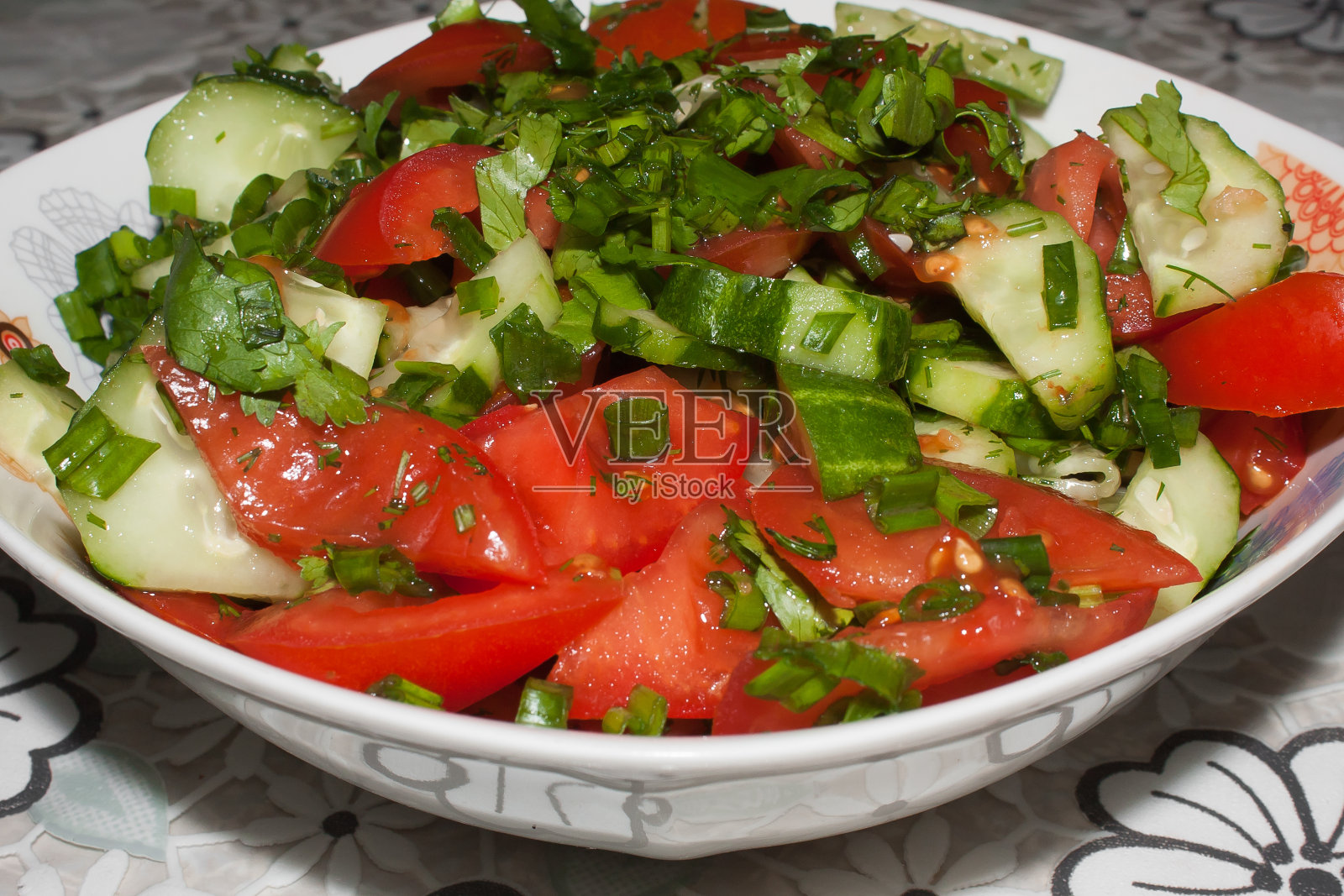 新鲜蔬菜沙拉照片摄影图片