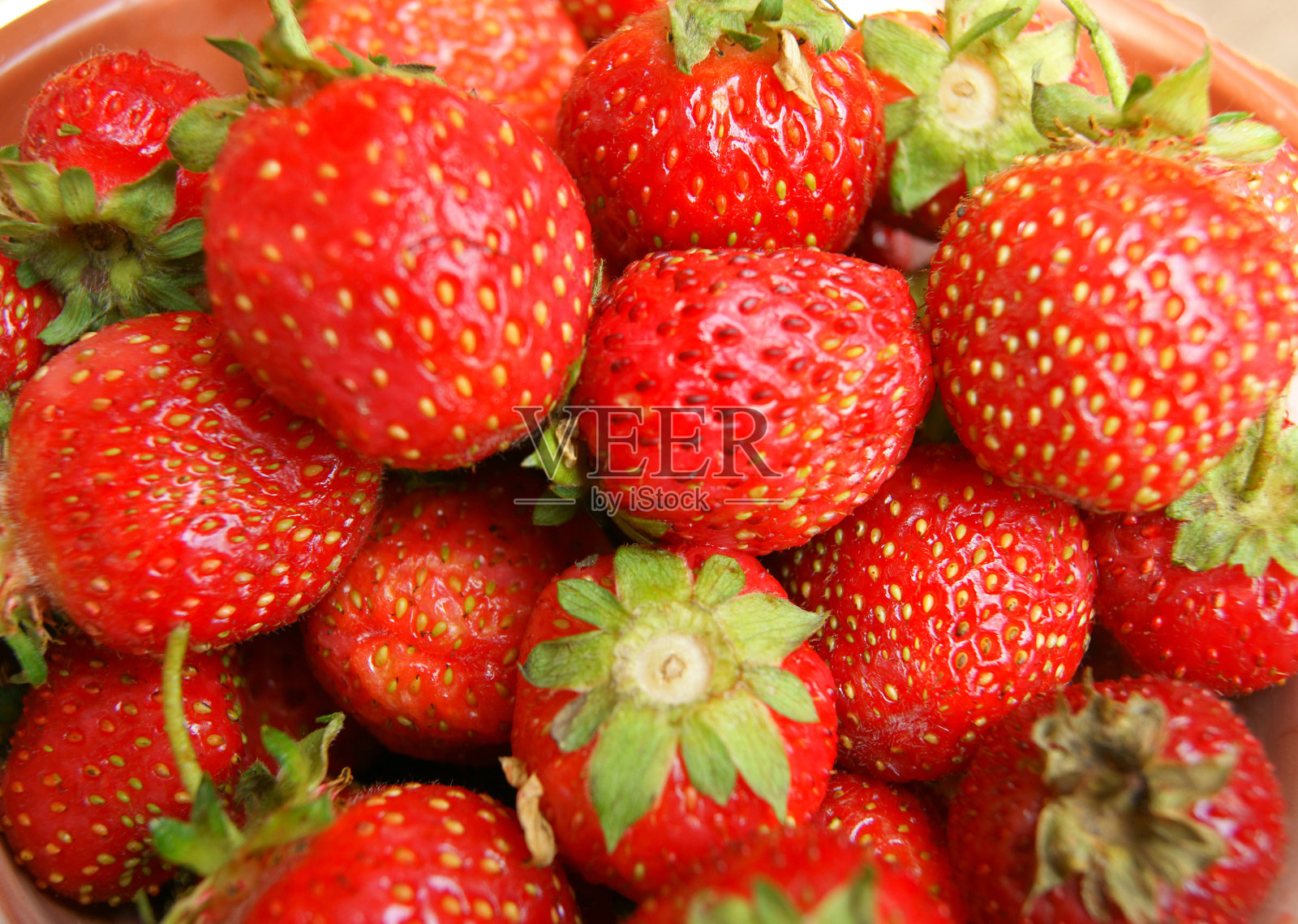 美味和成熟的浆果草莓照片摄影图片