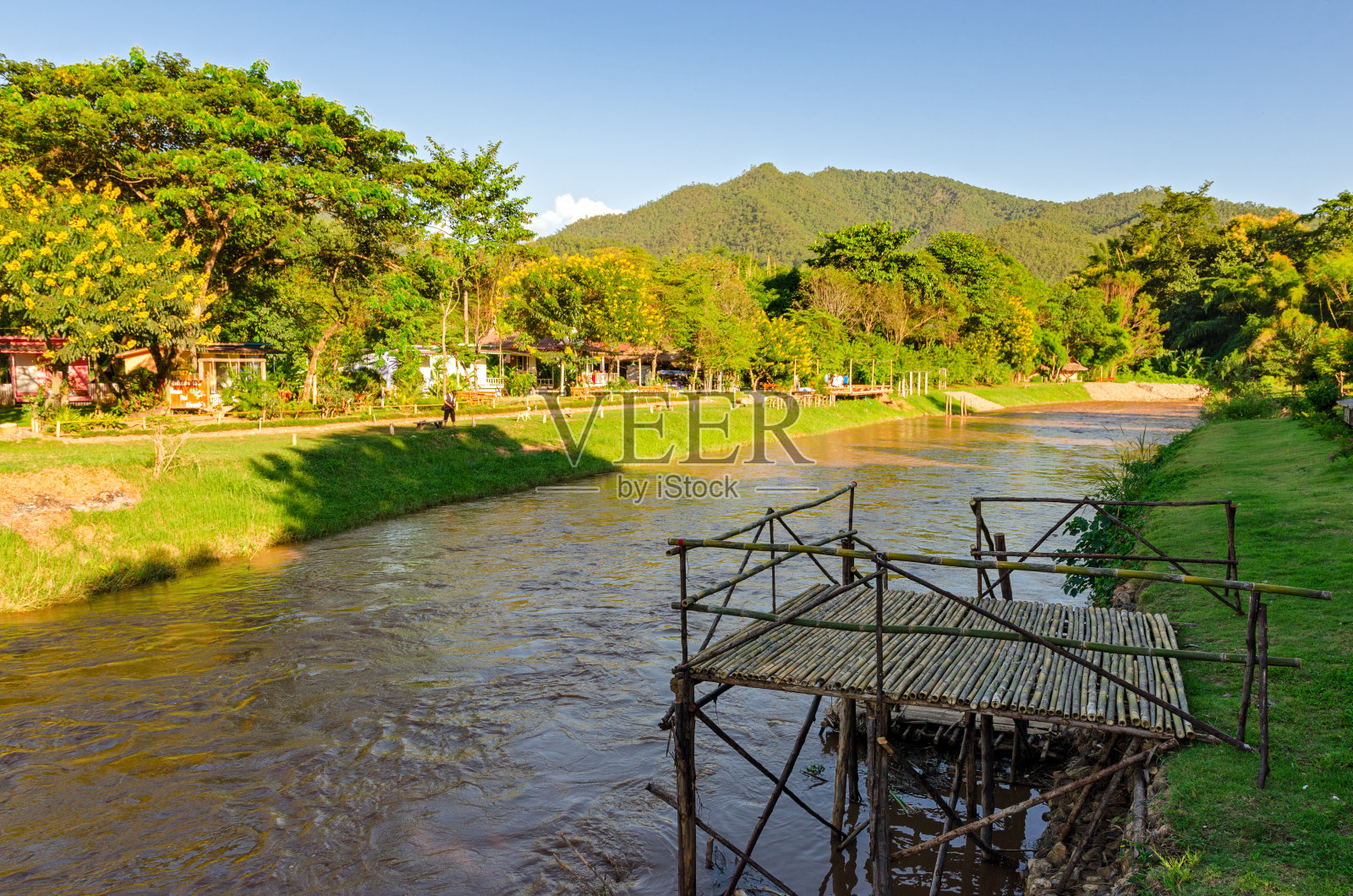 排河景观(泰国)照片摄影图片