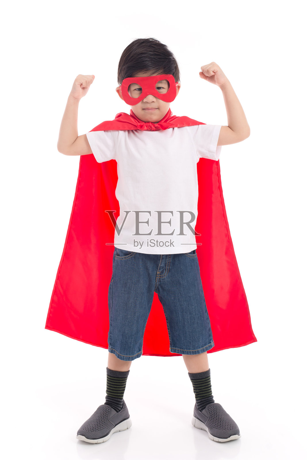 穿着超级英雄服装的亚洲小孩照片摄影图片