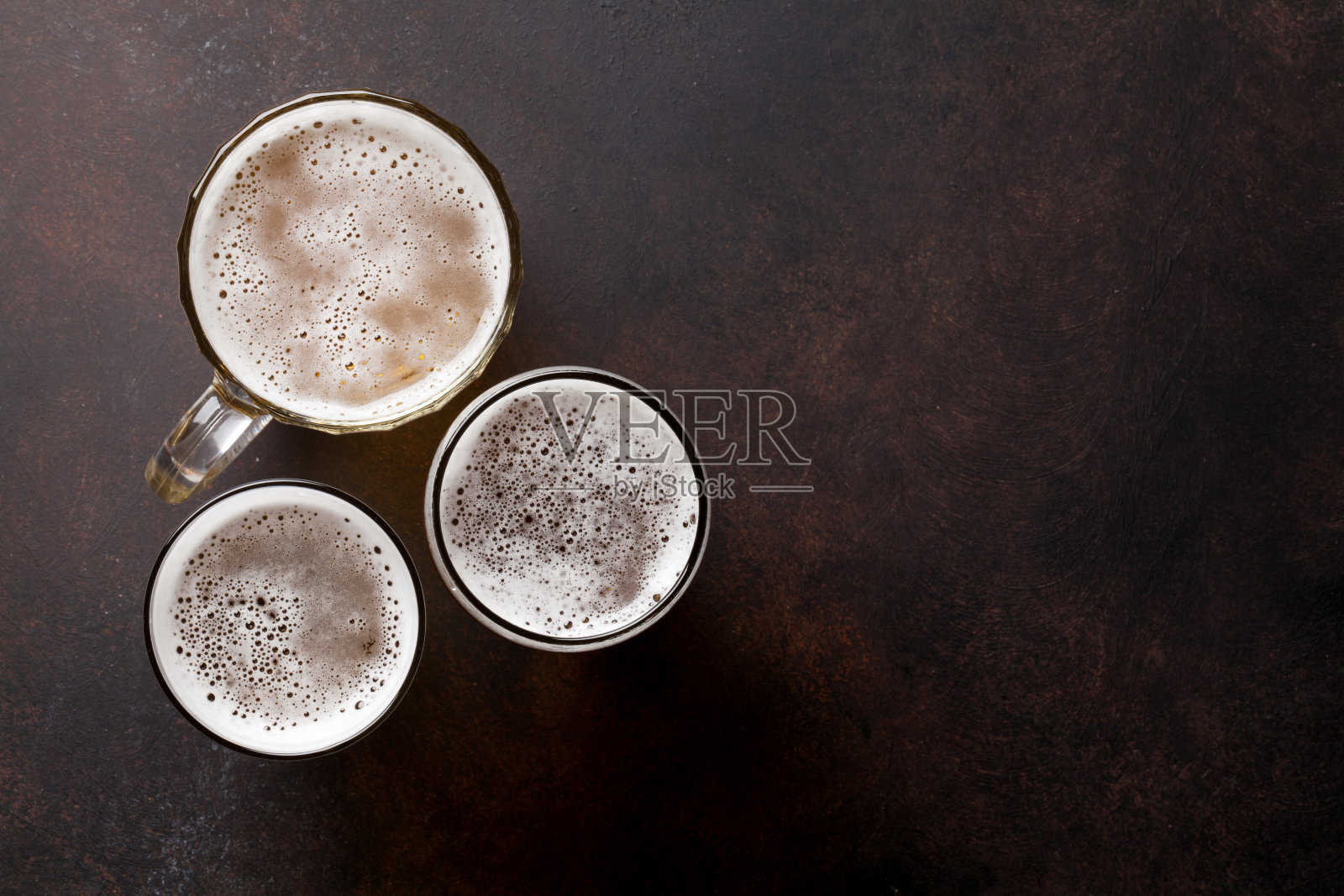 啤酒啤酒杯子照片摄影图片