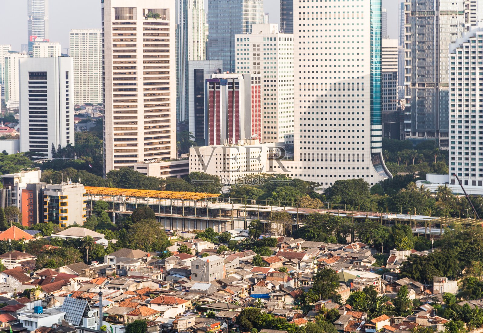 亚洲印尼首都雅加达金融区鸟瞰图照片摄影图片