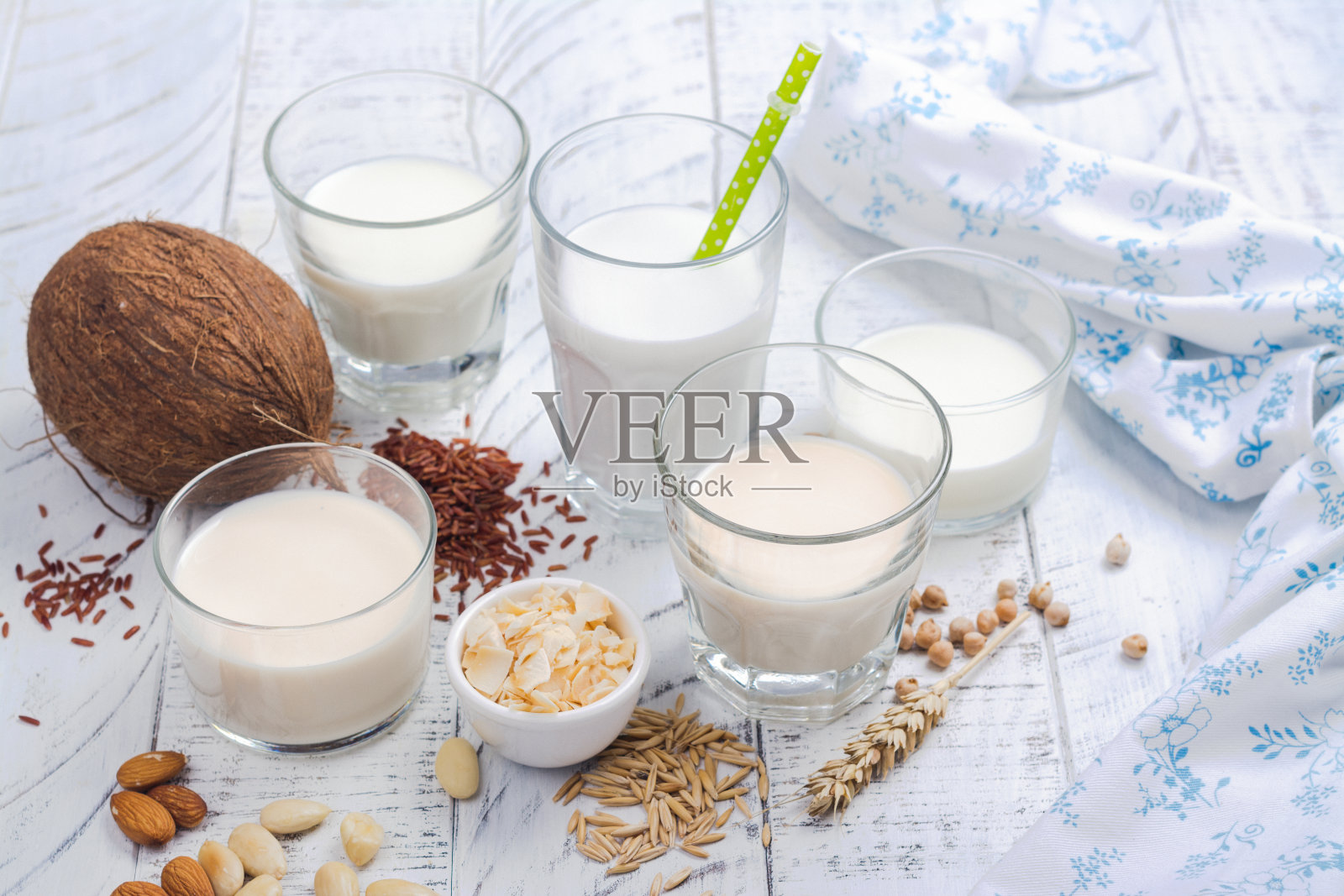 非乳制品，素食，牛奶和配料的分类照片摄影图片