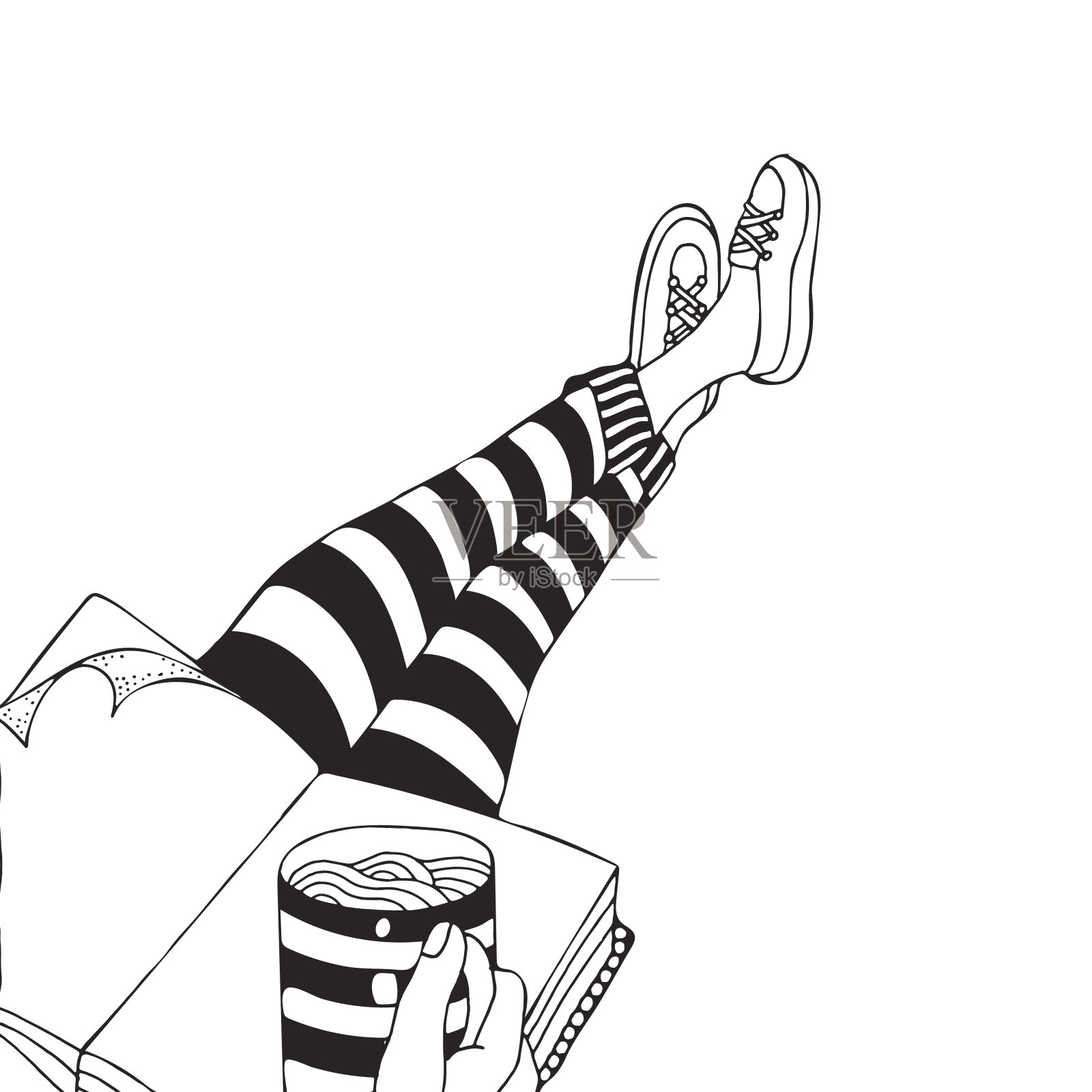 有人坐着喝咖啡。人的腿。黑色和白色。卡通风格。涂鸦,向量。设计元素图片