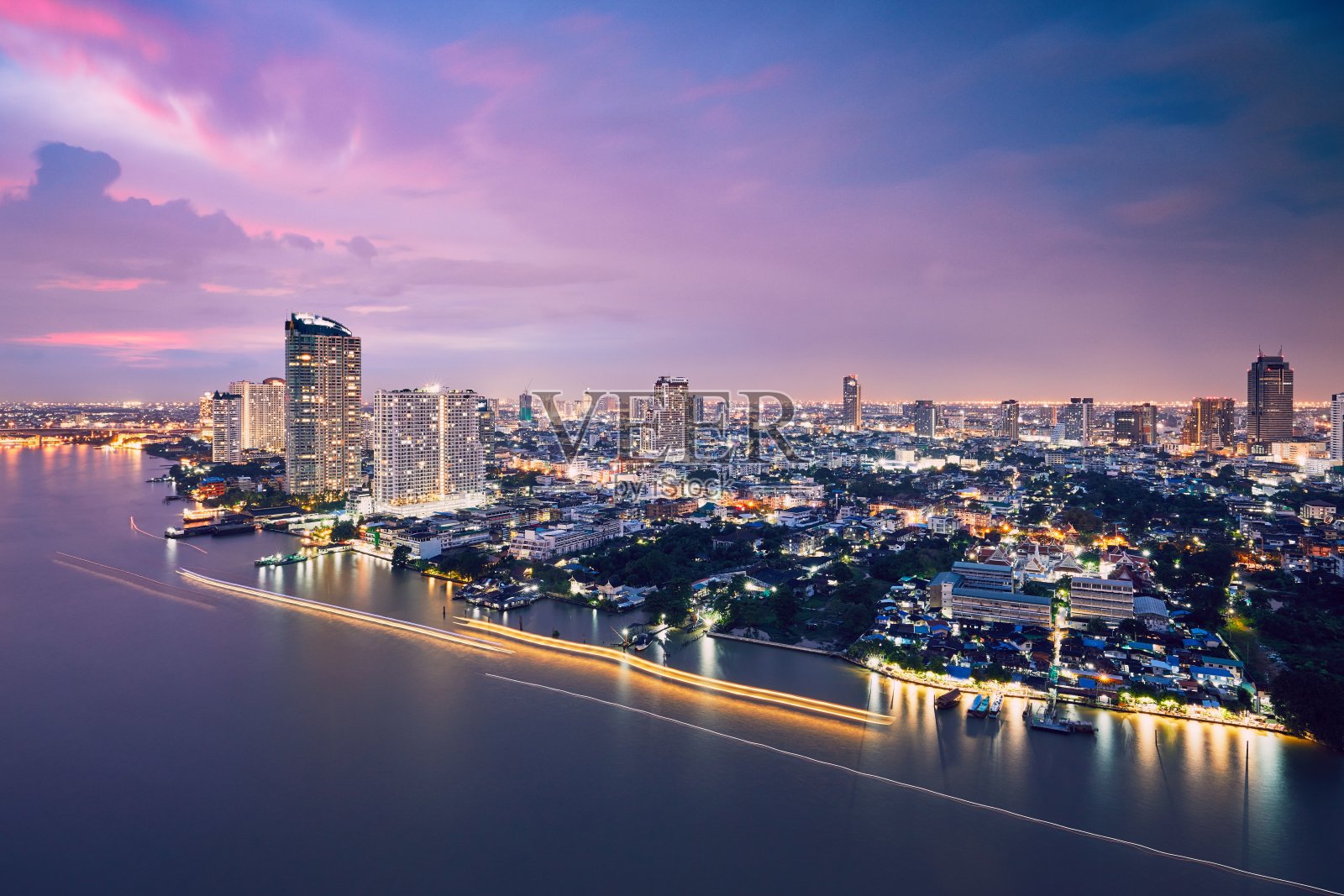 黄昏时分的曼谷天际线照片摄影图片