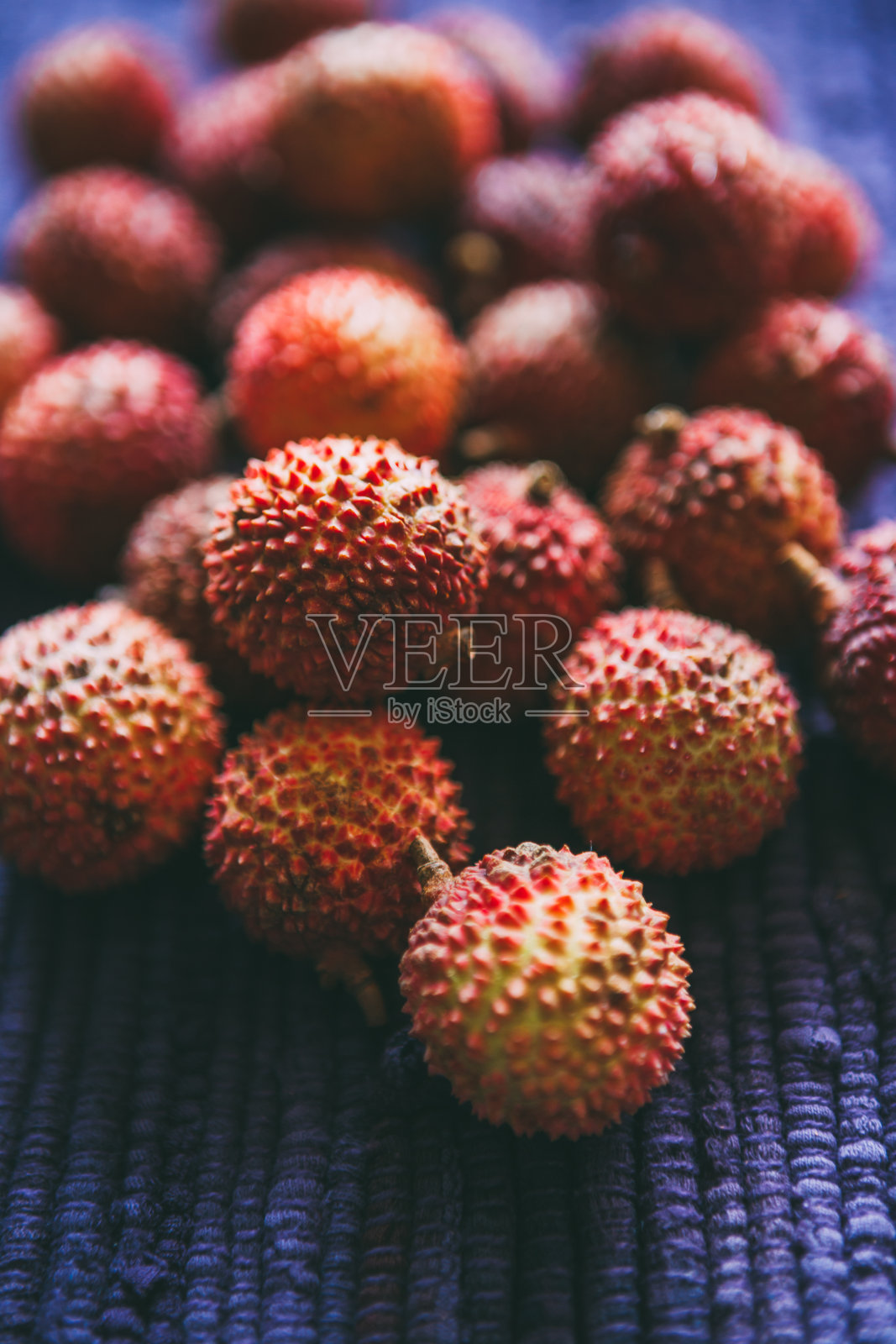 串荔枝。新鲜健康的水果。食品的背景照片摄影图片