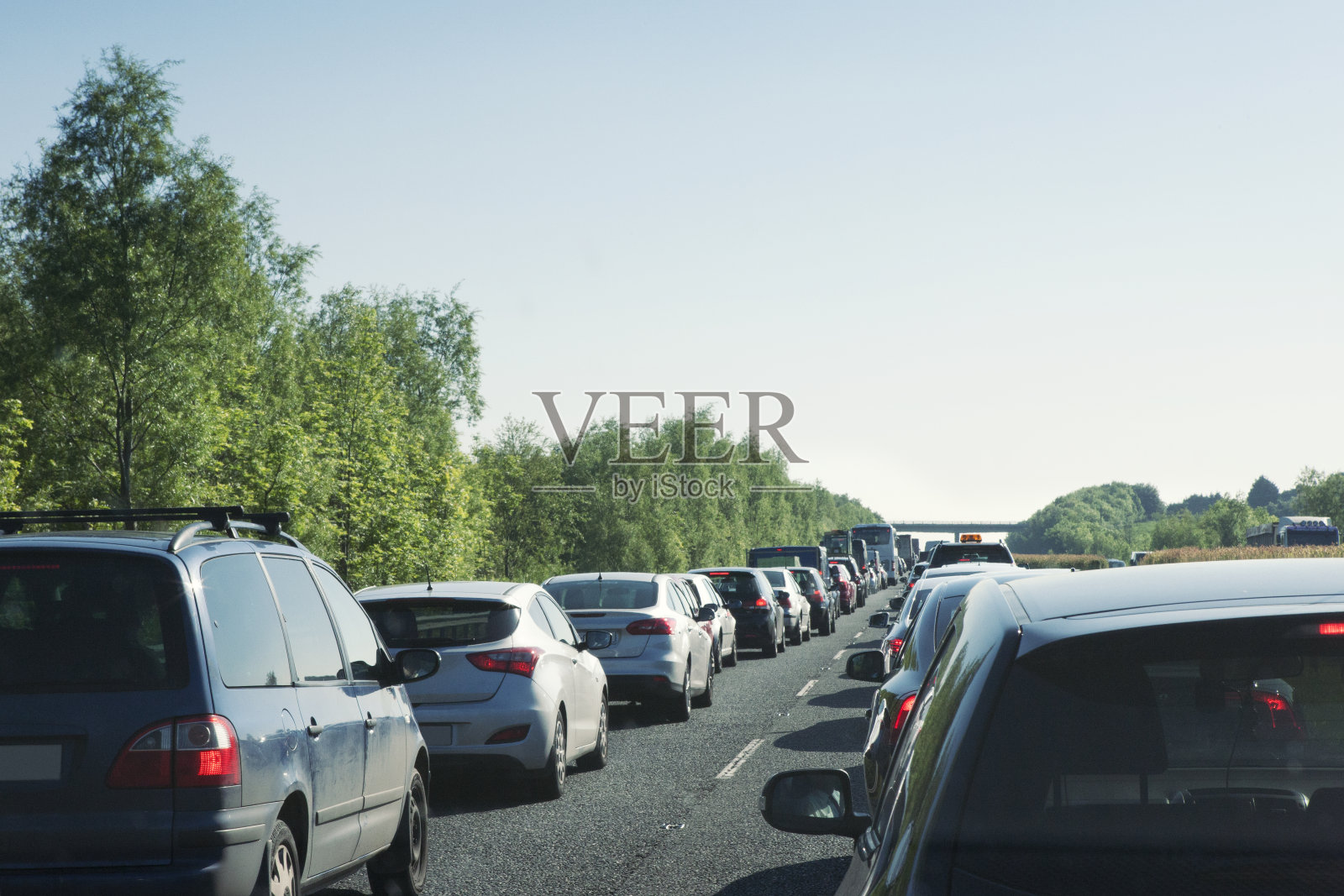 爱尔兰高速公路上的交通状况照片摄影图片