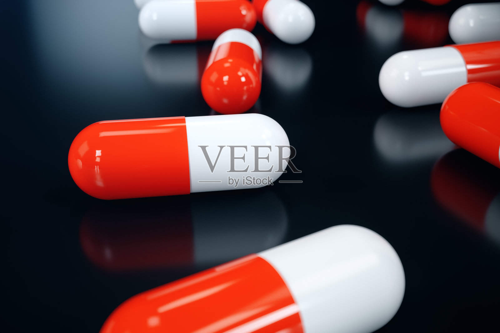 3D渲染药丸，红白药丸分散在黑色背景上。药物治疗。医药制剂，医疗产品照片摄影图片
