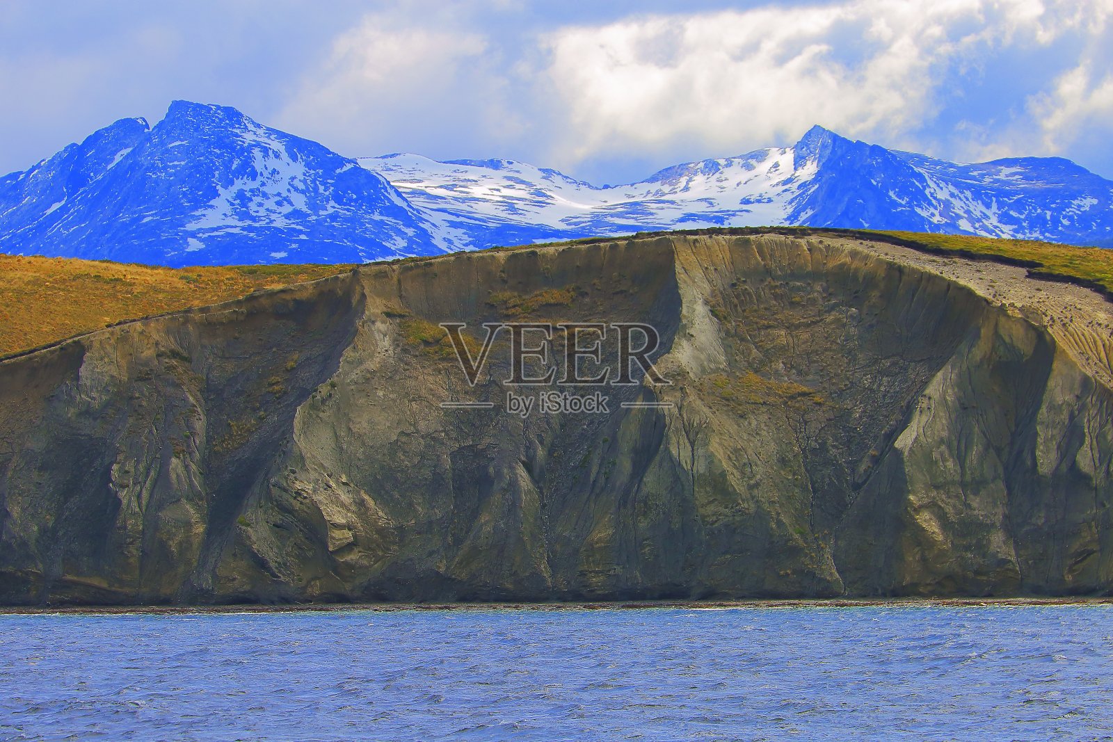 比格尔海峡湾水-乌斯怀亚景观-火地岛，阿根廷照片摄影图片