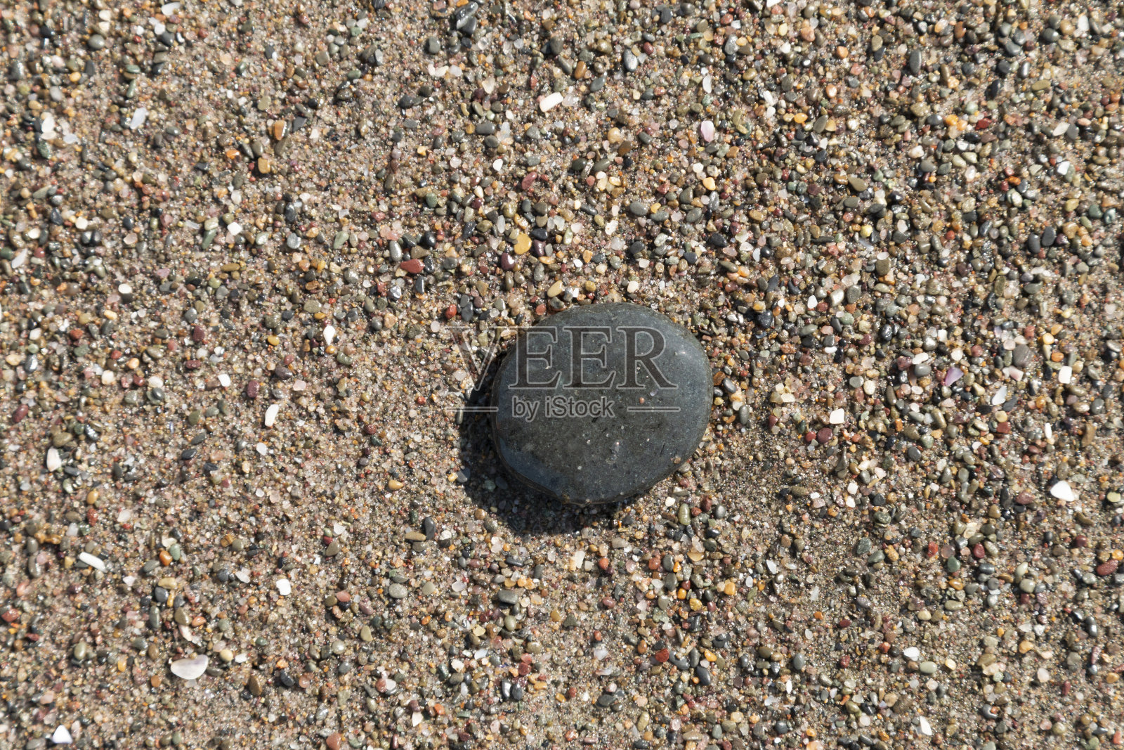 沙滩上的小石头照片摄影图片