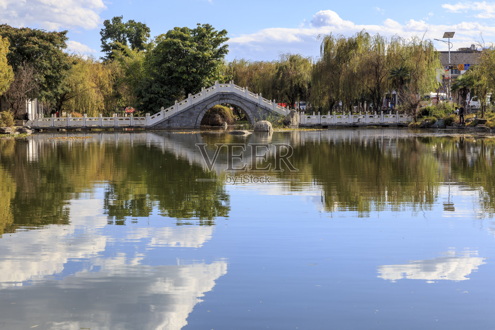 中国西州的古桥照片摄影图片