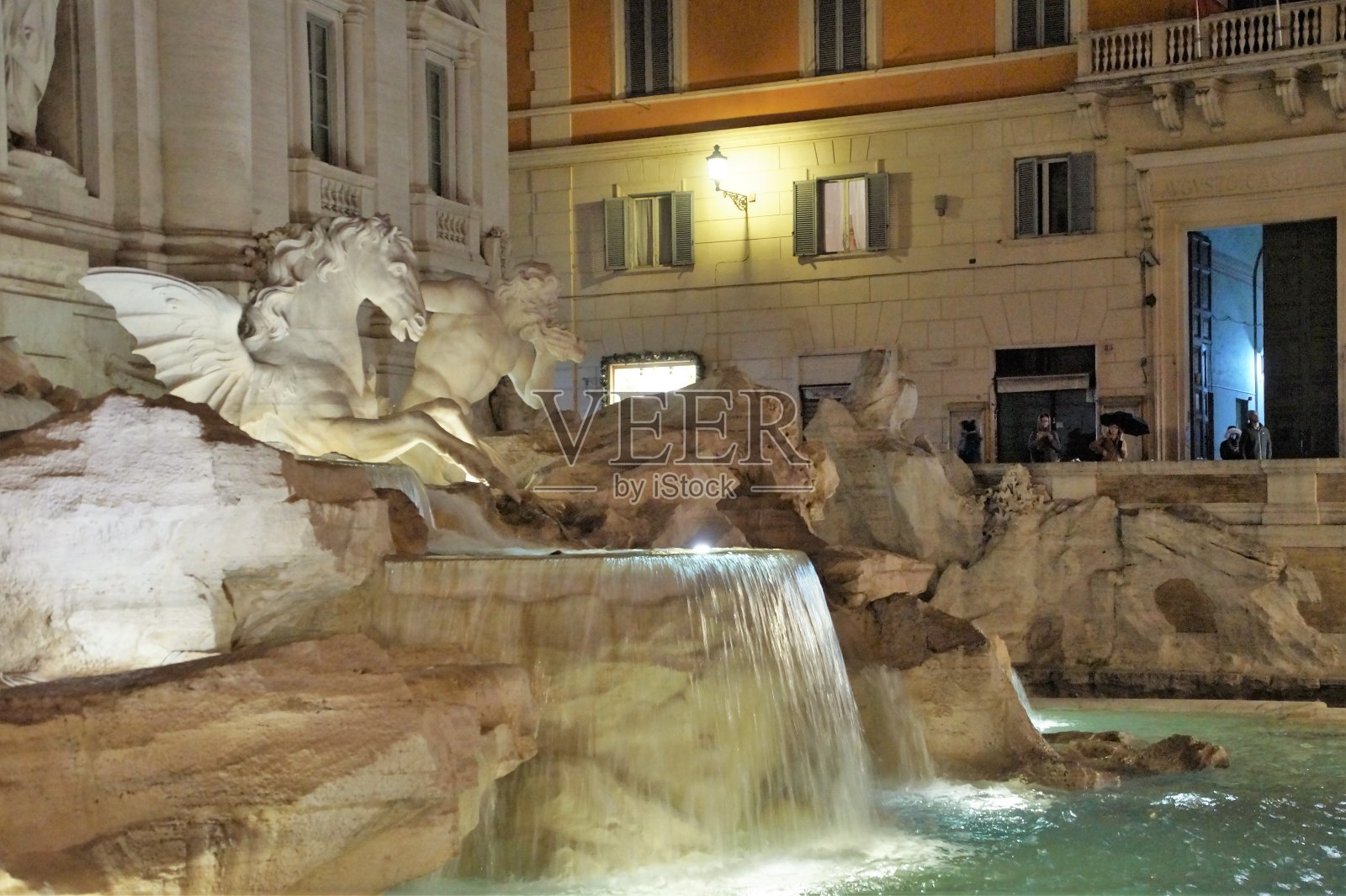 特莱维喷泉，意大利罗马照片摄影图片