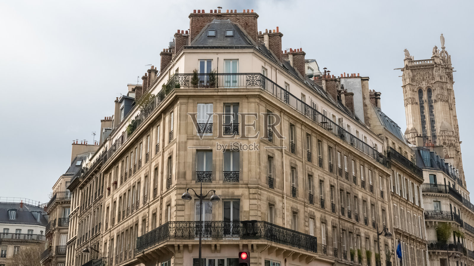 巴黎，美丽的建筑rue de Rivoli照片摄影图片
