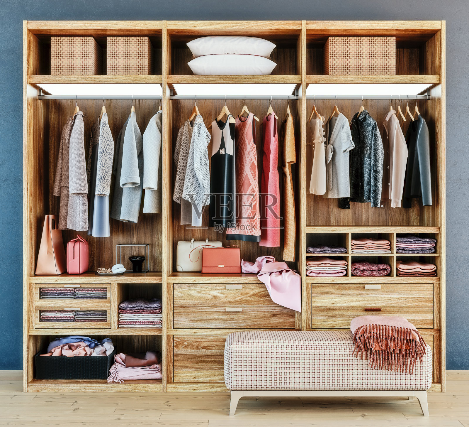 现代木质衣柜与挂衣架在步入式衣柜设计室内，3d渲染照片摄影图片