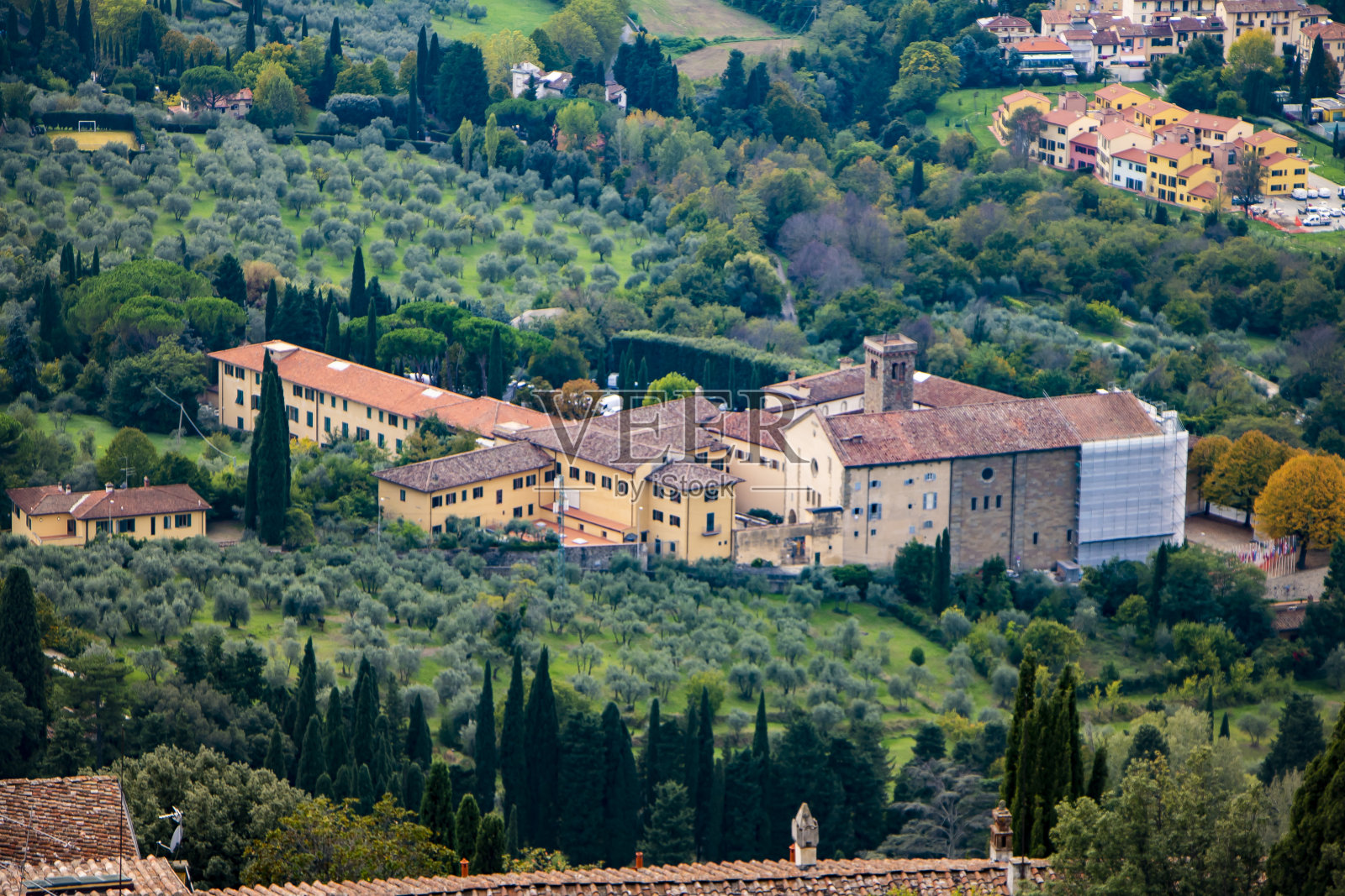 佛罗伦萨建筑，托斯卡纳地区，树叶和葡萄园。空中景观照片摄影图片
