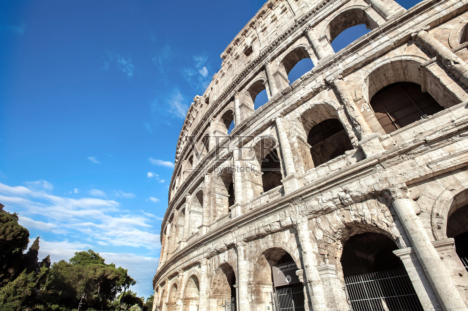 罗马斗兽场四层和独特拱门的外观照片摄影图片