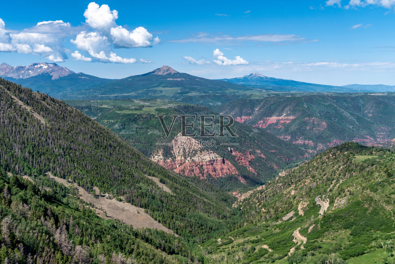 科罗拉多州美丽的山景照片摄影图片