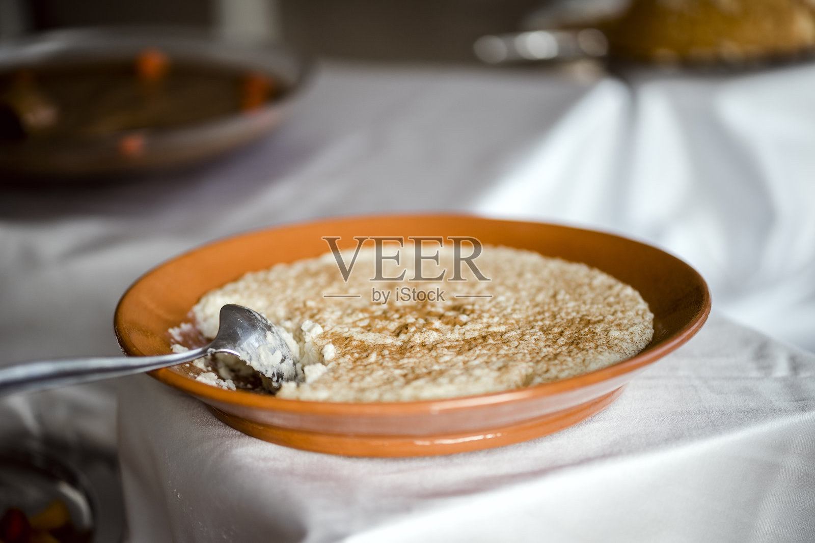 肉桂甜米饭是葡萄牙的传统甜点。照片摄影图片
