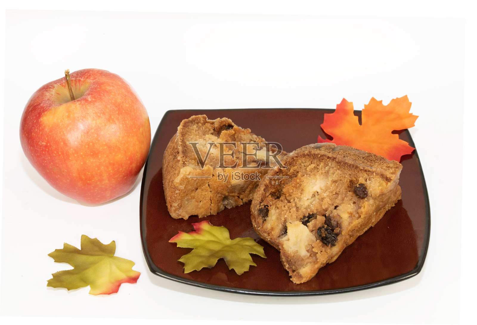 苹果葡萄干蛋糕迎接秋天照片摄影图片