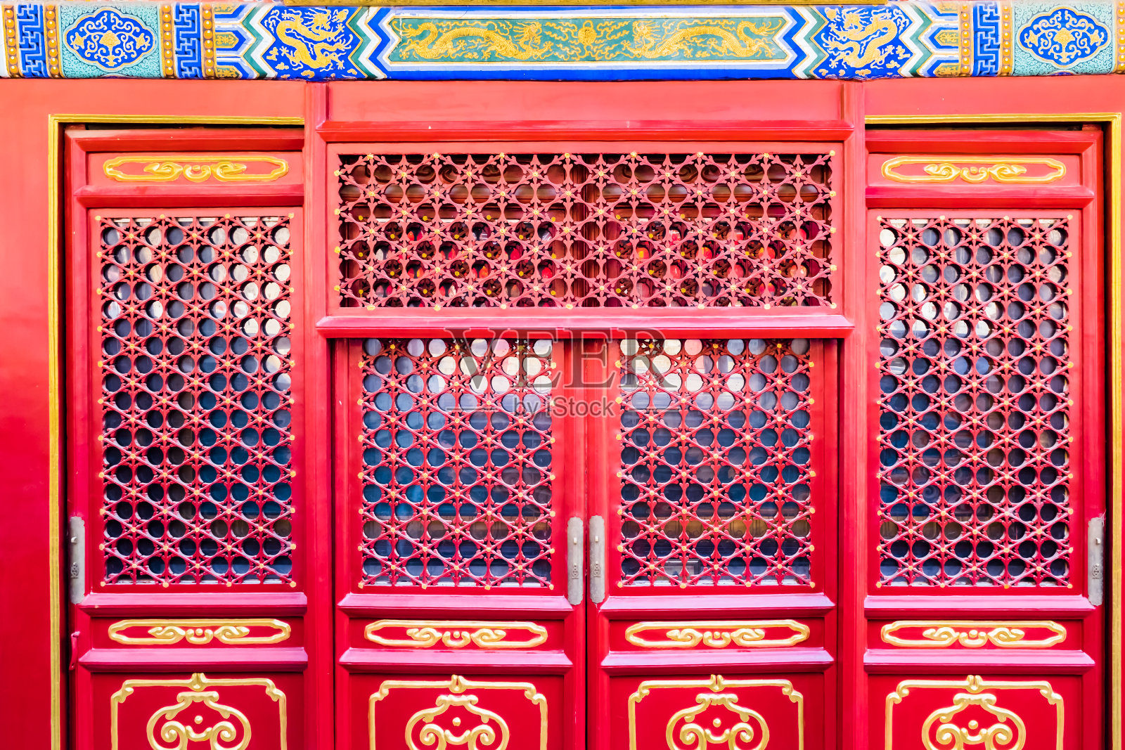大型木红色门/门 库存照片. 图片 包括有 路径, 中国, 拱道, 框架, 汉语, 东方, 装饰, 反气旋 - 63900428